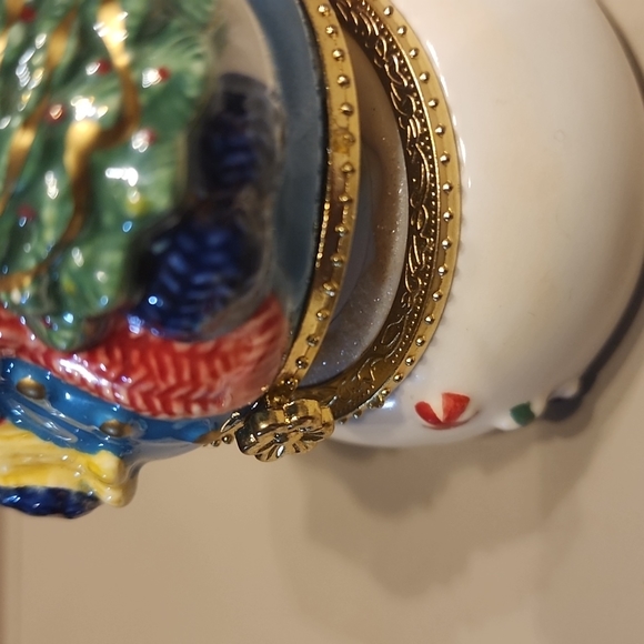 SALE⚡️PORCELAIN Snowman HIDDEN MUSIC BOX ORNAMENT about 4.25" - Picture 6 of 9